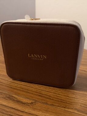 Lavin perfumes, brown, off white, bag, zipper,  new, beautiful.